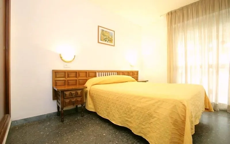 Apartamentos Marina Cambrils 0*,